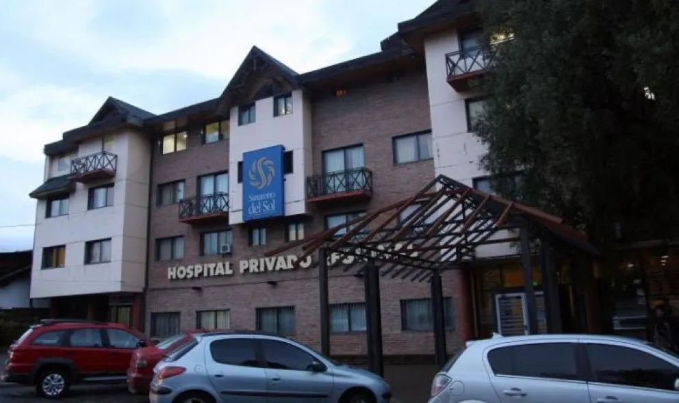 Condena por atención negligente a sanatorio, obra social y médico cirujano