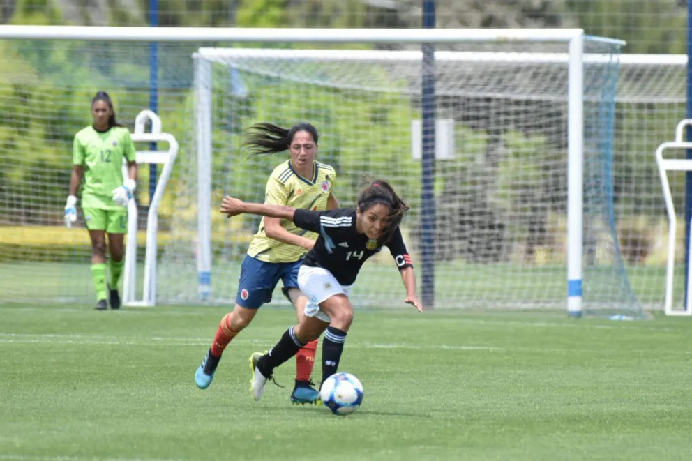 Miriam ante Colombia. Doble triunfo en amistosos.