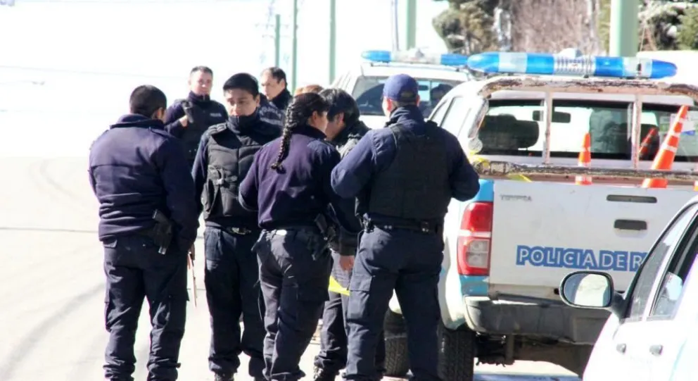 Dos hinchas detenidos tras incidentes en un partido de fútbol