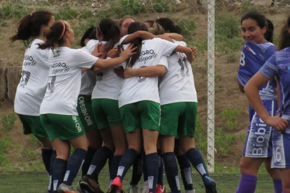 El fútbol femenino debutó con triunfo en los Juegos de la Araucanía