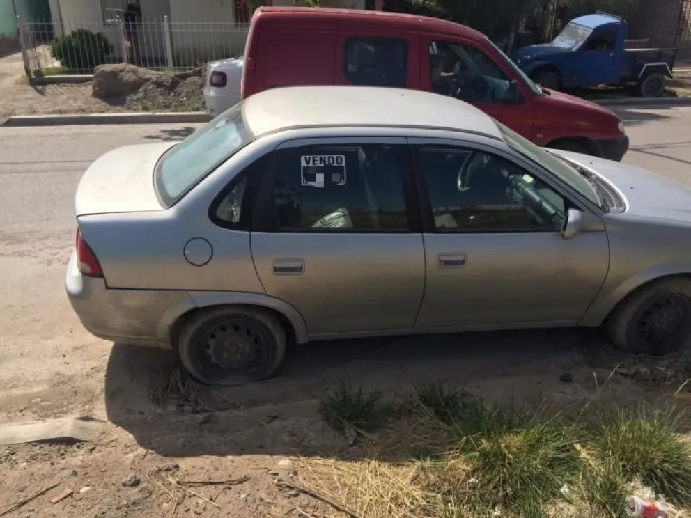 Encontraron en Roca un auto robado hace tres meses en nuestra ciudad