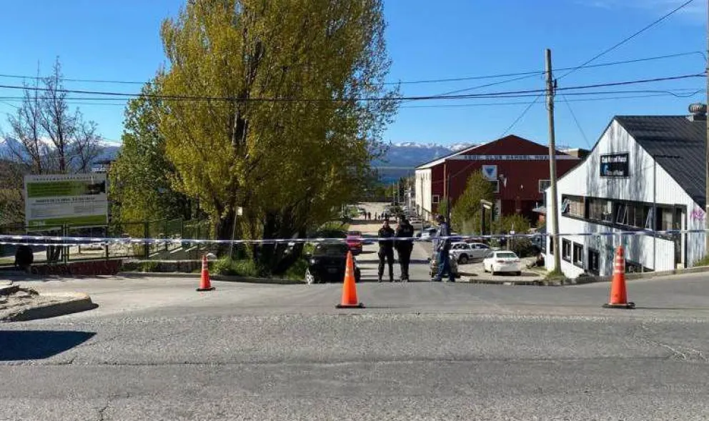 Tras los allanamientos y reuniones en Fiscalía, continúan las amenazas de bomba