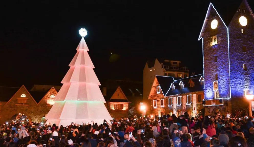 Bariloche recibe la Navidad con atractiva decoración y propuestas para toda la familia