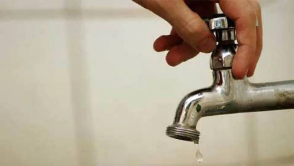 Por corte de energía se ve afectado el servicio de agua