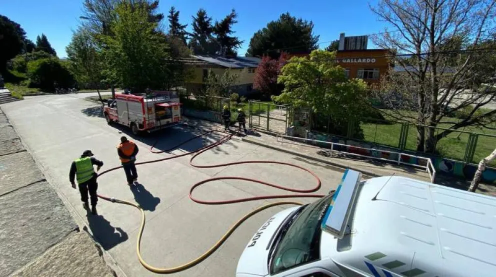 Otra amenaza de bomba en una escuela y van…