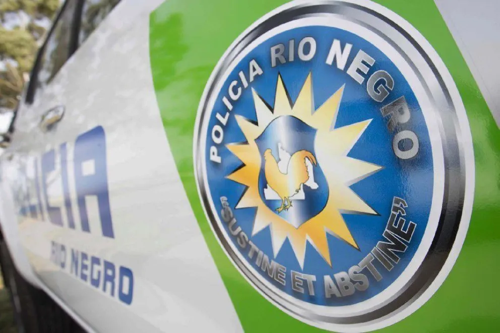 A punta de cuchillo, le robó el celular a una mujer