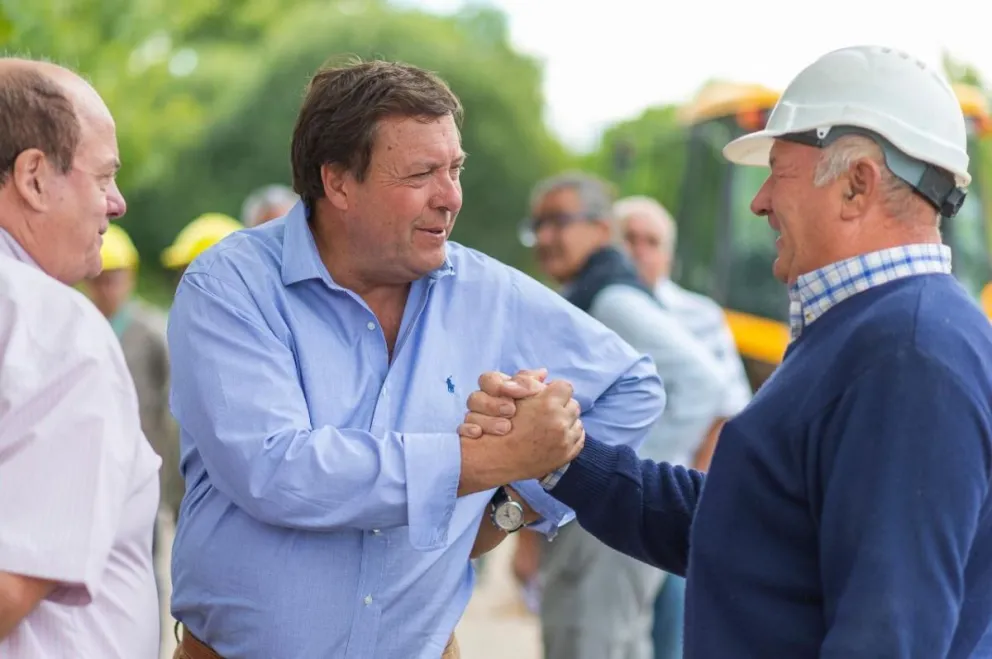 El senador Weretilneck compartió un saludo de fin de año