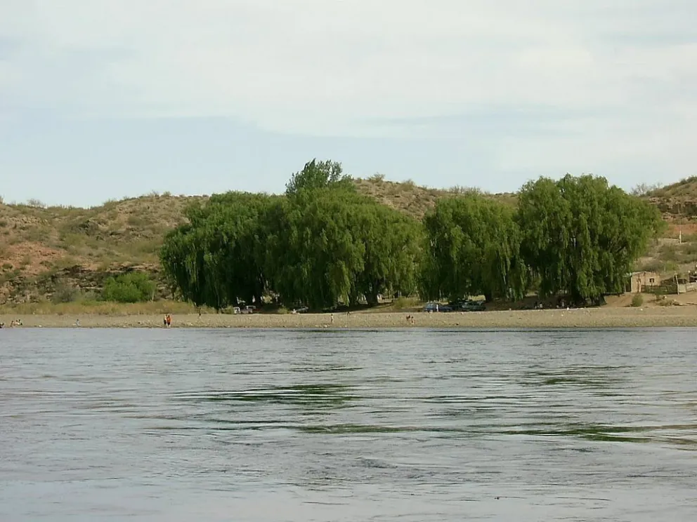 Joven barilochense murió ahogado en el río Negro