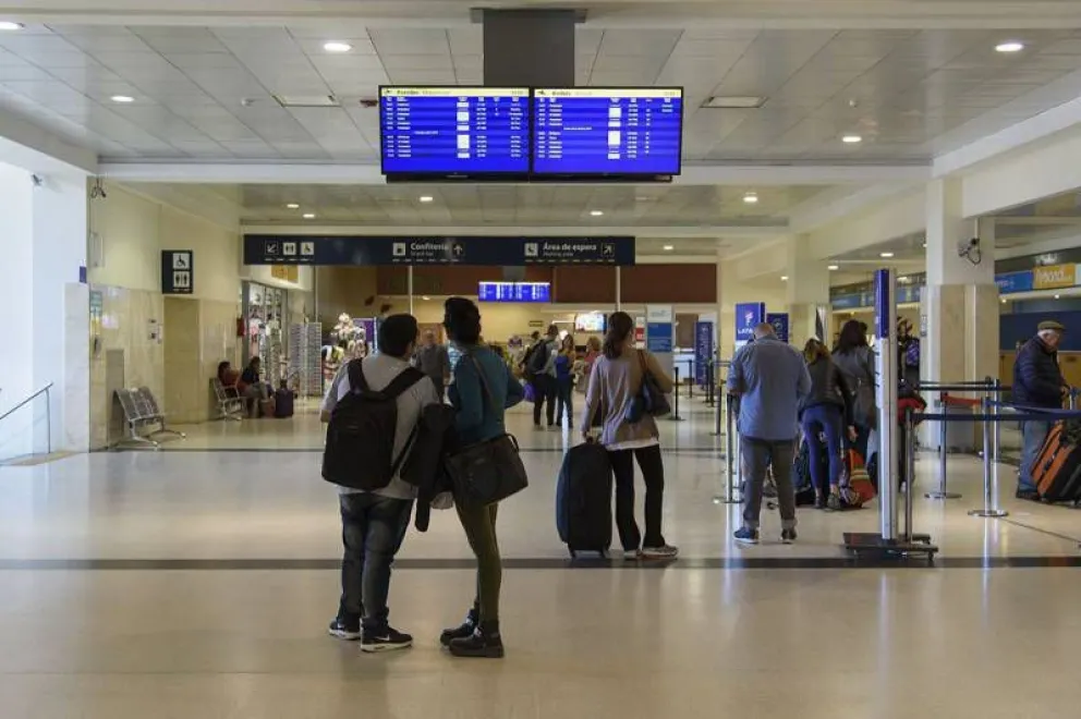 Uthgra anunció medidas en la confitería del aeropuerto de Bariloche