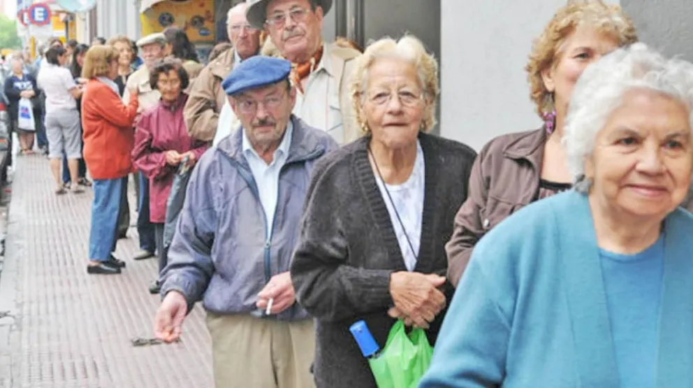 Anunciaron un aumento del 21% para jubilados