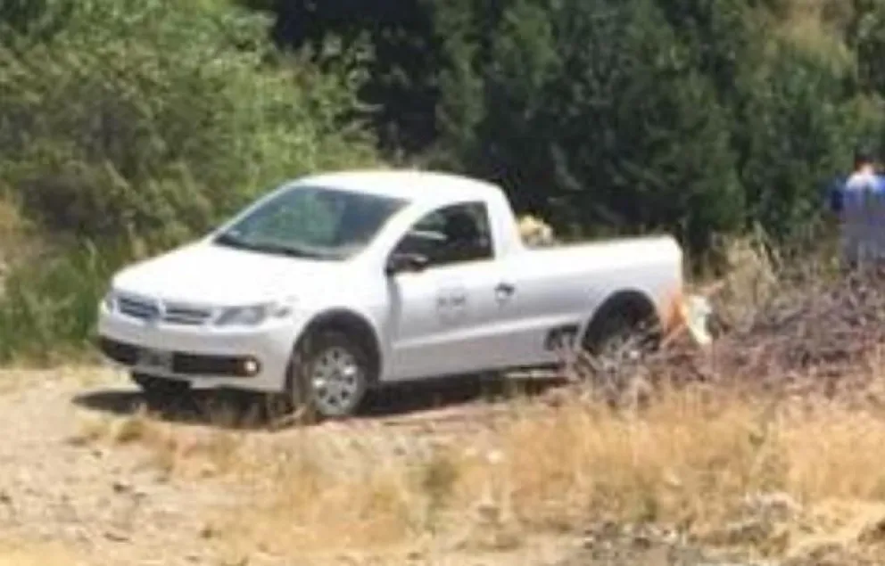 Notifoto: Vecinos escracharon a un taxiflet tirando basura en Circunvalación
