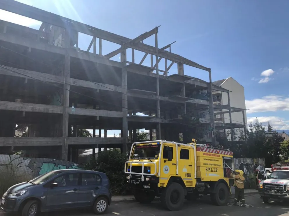 Incendio en una obra abandonada