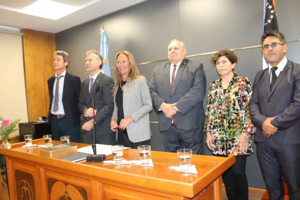 Juraron nuevos funcionarios judiciales