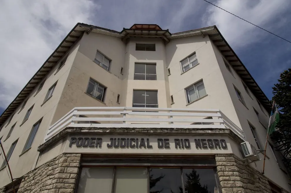 La sentencia puso un tope al porcentaje del sueldo que se puede afectar por los créditos. Foto: ilustrativa Marcelo Martínez
