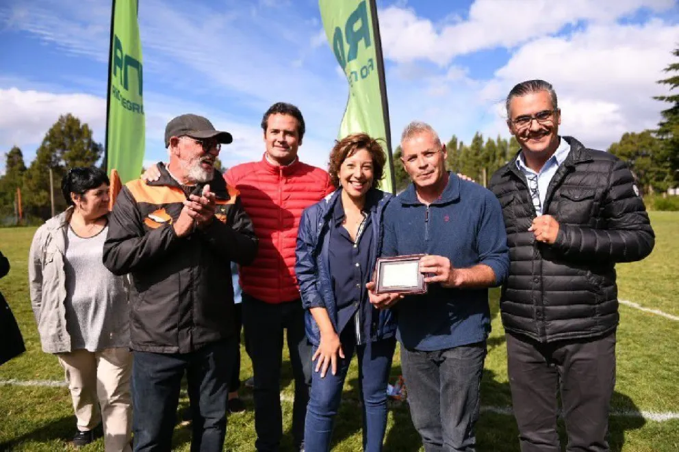 El nuevo sistema de riego ya es una realidad para el Club Puerto Moreno