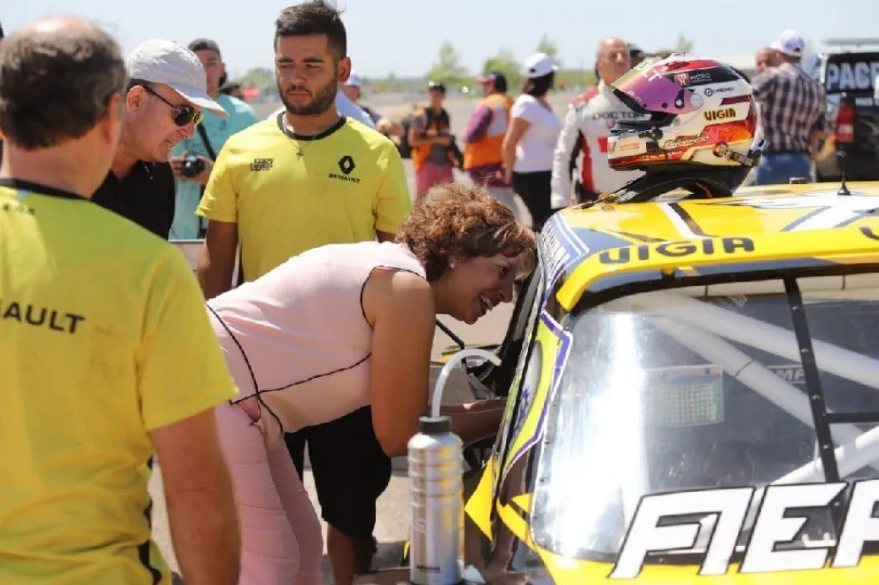 El TC hizo vibrar a unas 35.000 personas en Viedma y confirmó fecha para el 2021