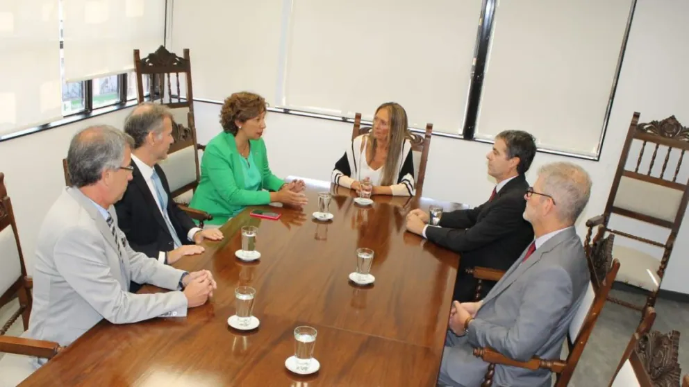 Gobierno y Justicia abordaron una agenda en común