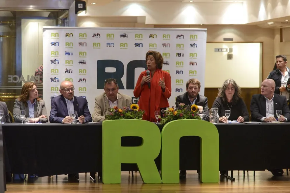 Carreras: “La crisis puede estar en algún lugar, pero no dentro de nosotros”