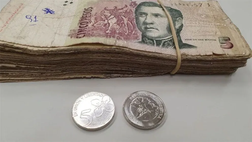 Qué pasará con los billetes de $5 después del sábado