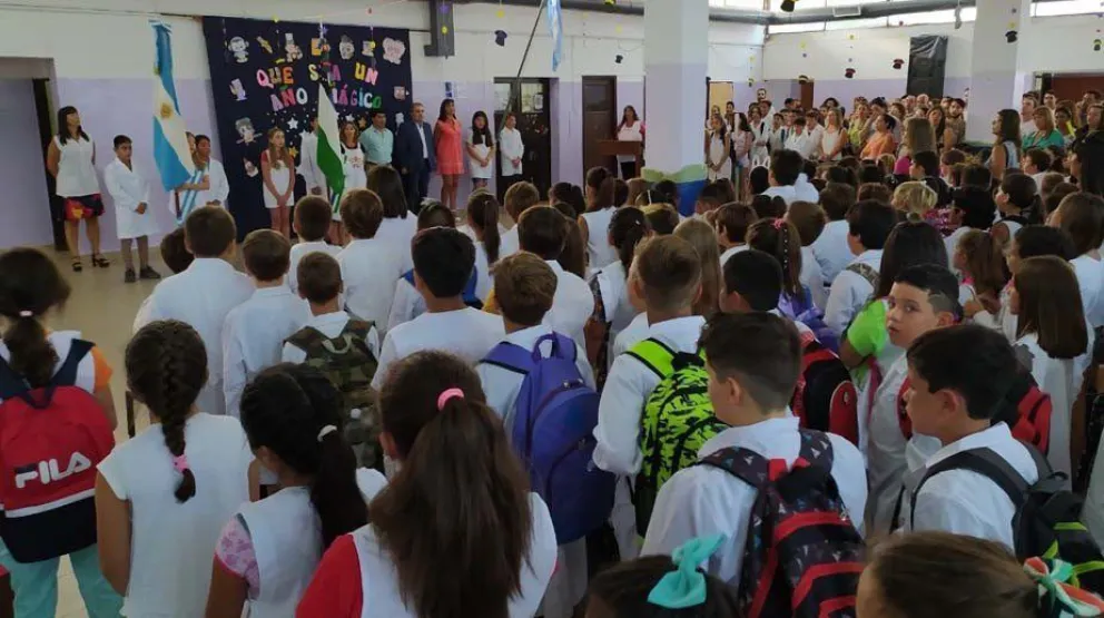 Desde el Gobierno provincial aseguraron que el 78% de las escuelas relevadas iniciaron las clases con normalidad