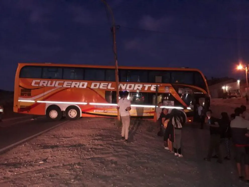 Un colectivo se quedó sin frenos en plena ruta