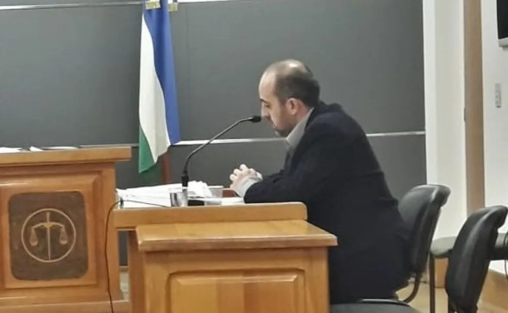 Imputaron a una mujer que realizó compras con tarjetas robadas