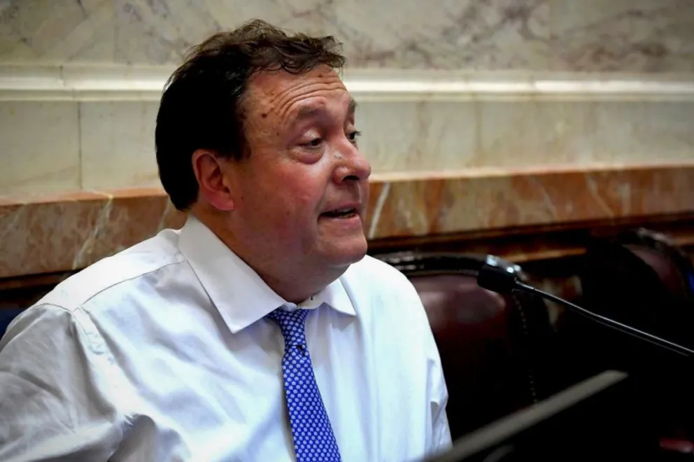 Weretilneck: “El endeudamiento no ha redundado en ningún beneficio para nuestra sociedad”