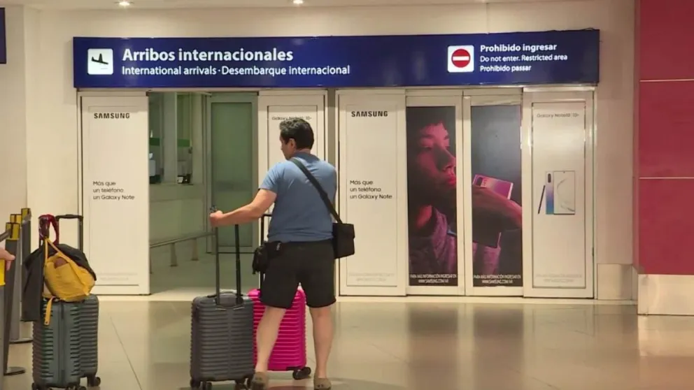 Podrían sancionar a los instructores de esquí que llegaron del exterior y no cumplan con el aislamiento