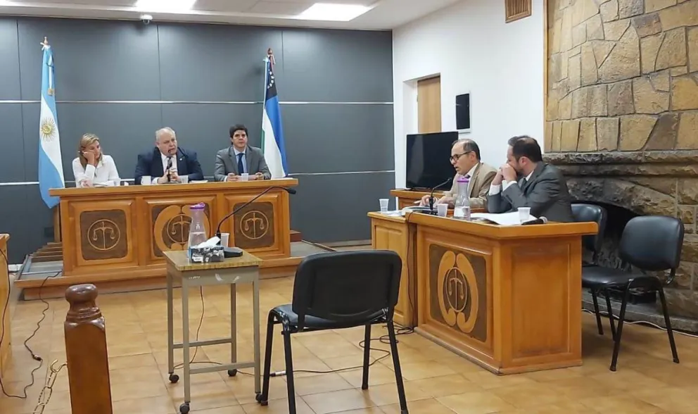 Comenzó el juicio contra un policía que disparó a un motociclista