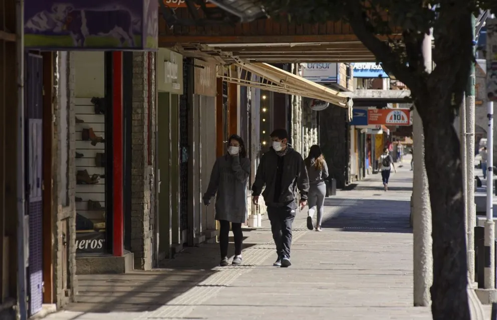 Sostienen que las empresas que estuvieron abiertas sufrieron la baja del consumo, que no supera el 35%.