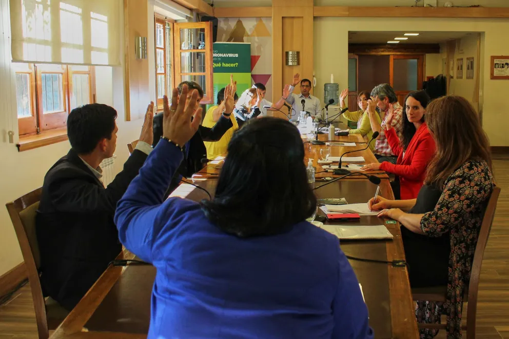 Bariloche fue declarado en estado de emergencia económica, social y de servicios