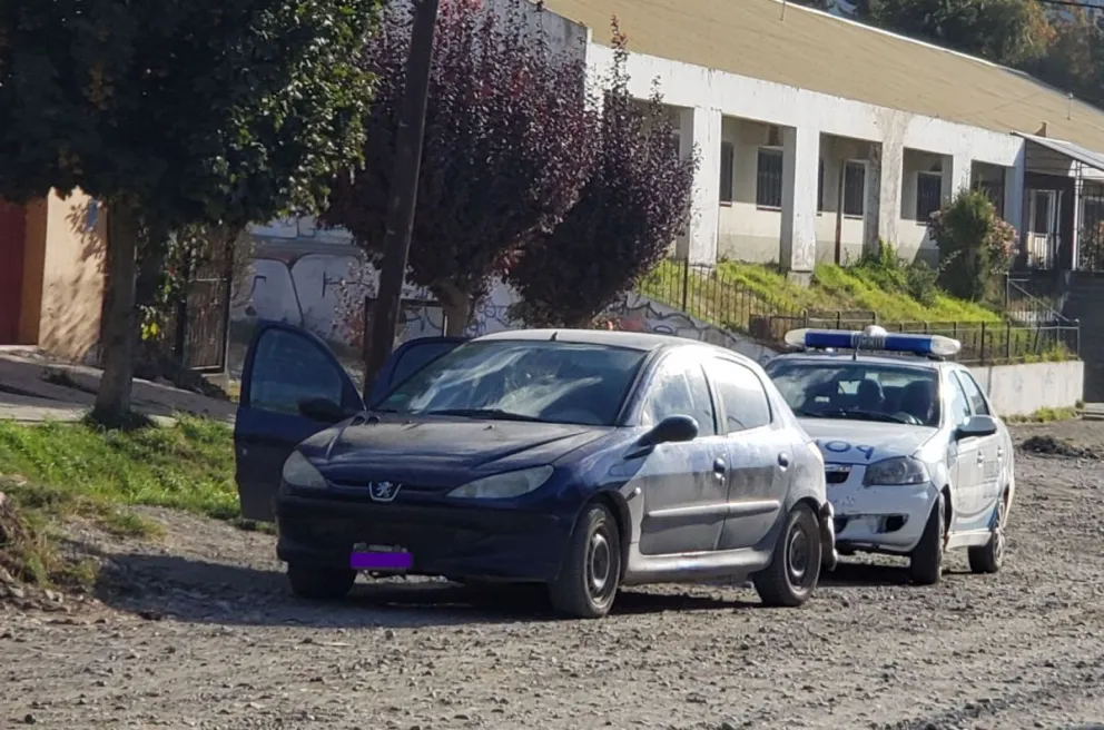 Robaron materiales en una obra y desataron una persecución por las calles de Bariloche