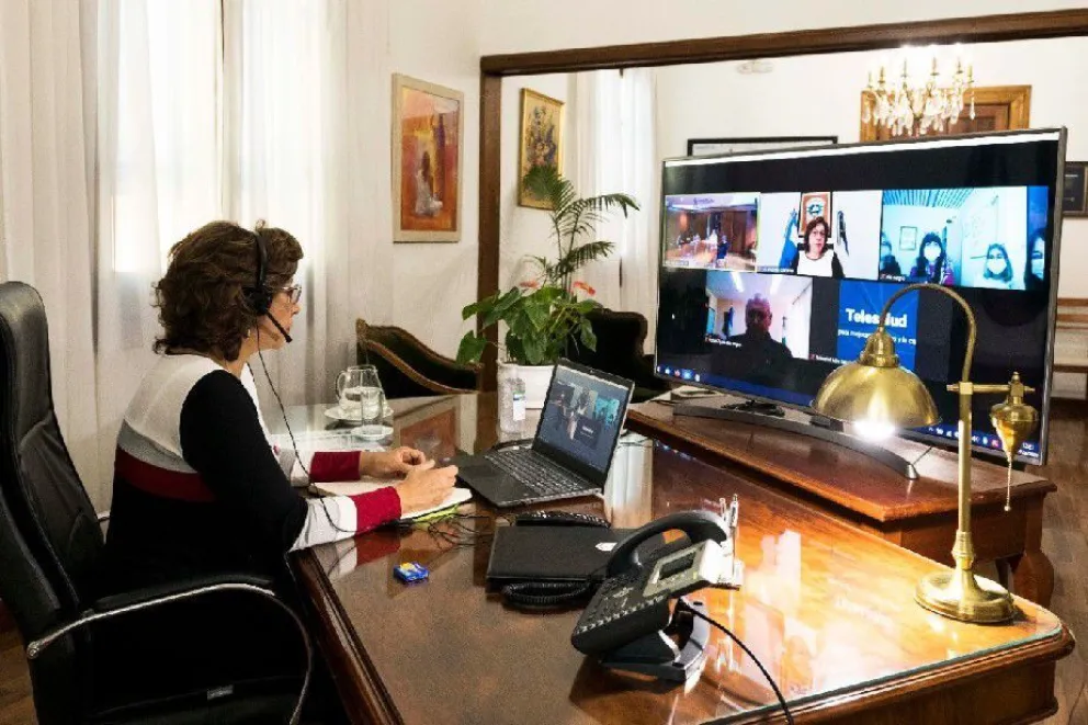 Carreras repasó la política epidemiológica de Río Negro con Ginés González García