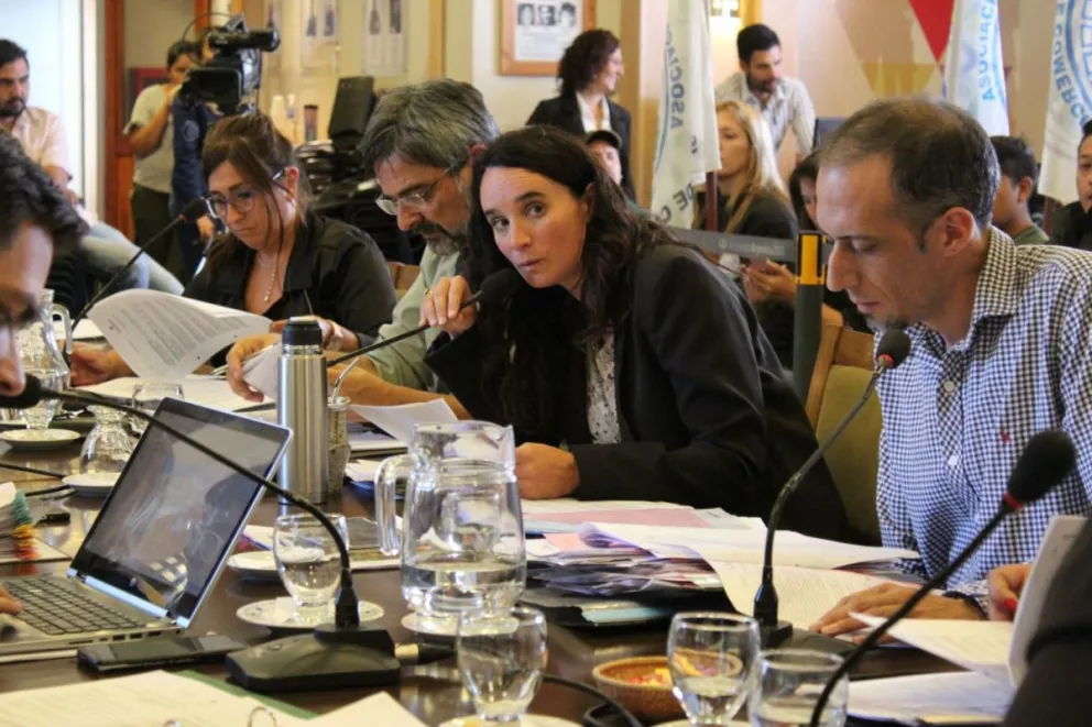 Covid-19: el FDT reclama a Gennuso información por aumento de casos