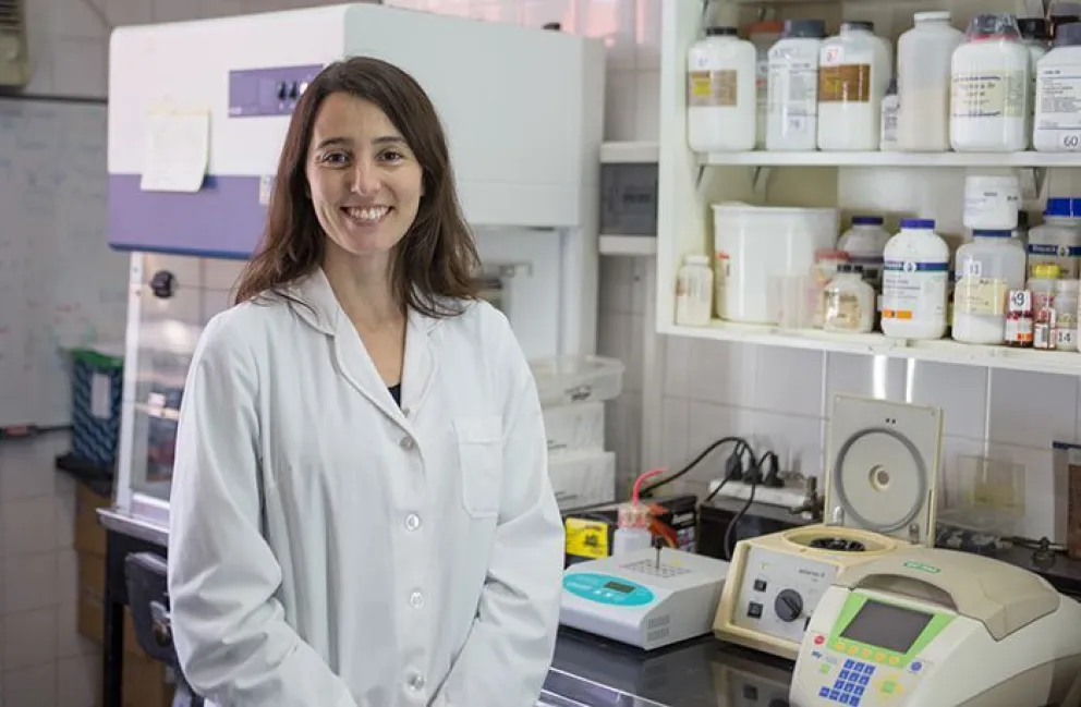 Agustina Rimondi, integrante del Centro de Investigación en Ciencias Veterinarias y Agronómicas del INTA.
