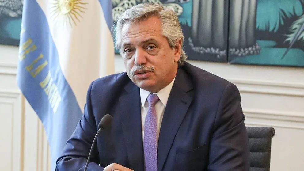Fernández: "Salir ya de la cuarentena es llevar a la muerte a miles de argentinos"