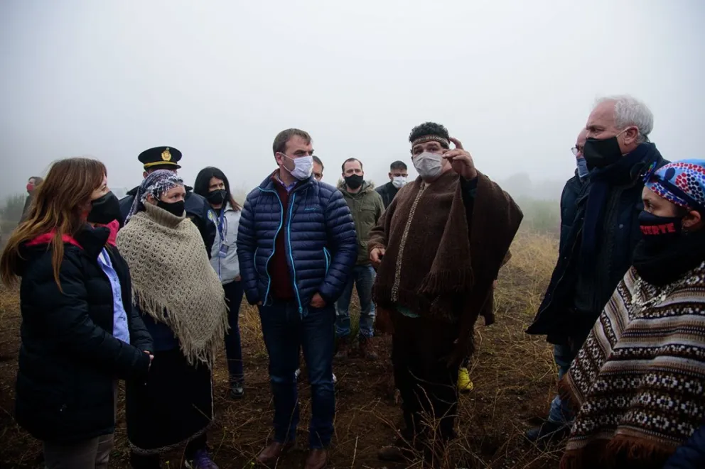 Buenuleo: se firmó un acta para garantizar su seguridad y atender a los reclamos territoriales