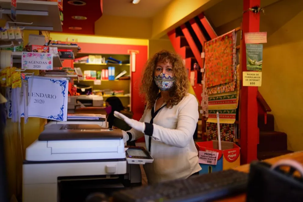 La medida tiene como objetivo reactivar la economía de los comercios no esenciales dada la cercanía de los festejos del día del padre.