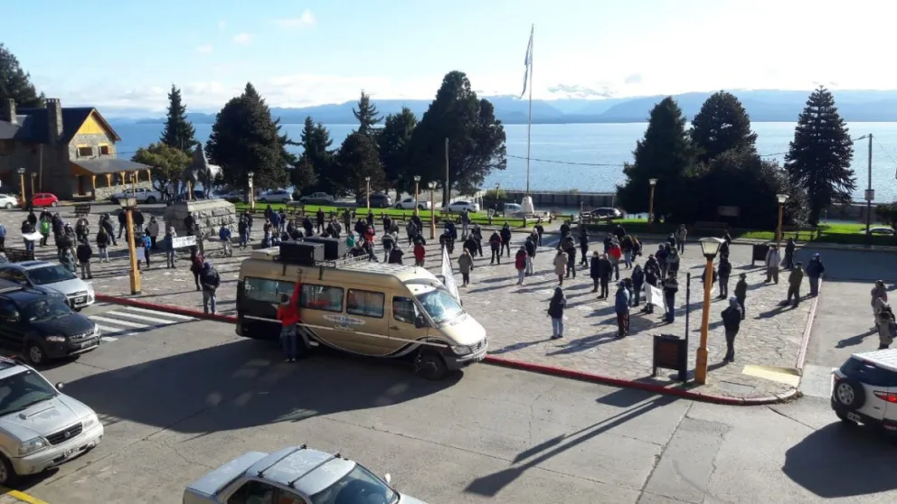 Uthgra volvió a marchar reclamando por los trabajadores temporarios