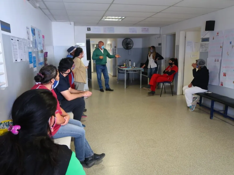 Zgaib destacó el trabajo de los profesiones de la salud