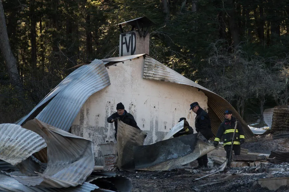 Nación y Provincia se reúnen para buscar una solución al conflicto en Villa Mascardi