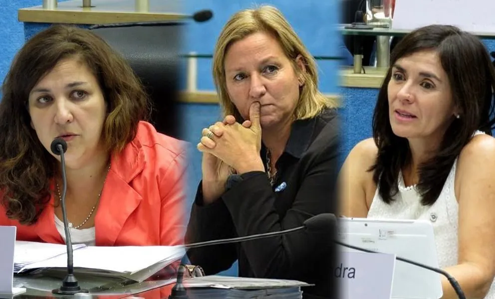 Legisladoras Daniela Salzotto, María Eugenia Martini, Alejandra Mas (FDT)