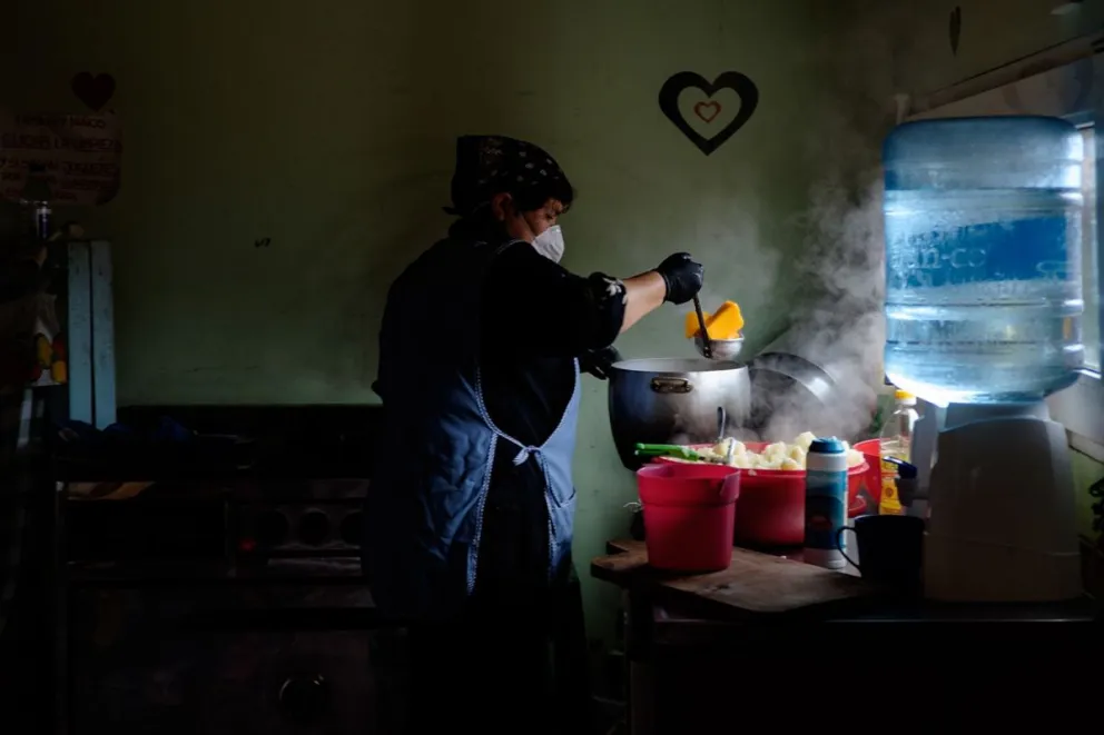 Son más de 30 los merenderos repartidos en distintos barrios de Bariloche.