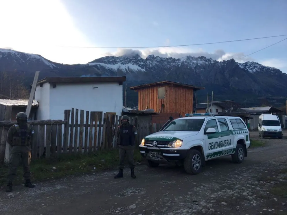 Allanan una vivienda donde se comercializaban estupefacientes