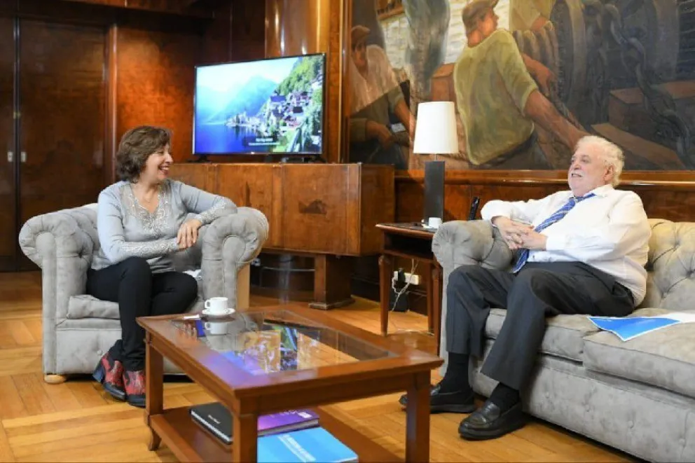 “Continuamos como desde el primer día la tarea conjunta de los equipos de salud rionegrinos con los de la Nación"
