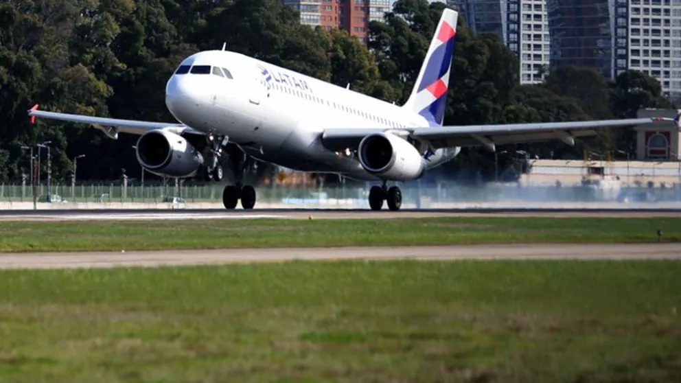 Latam Argentina deja de operar en el país