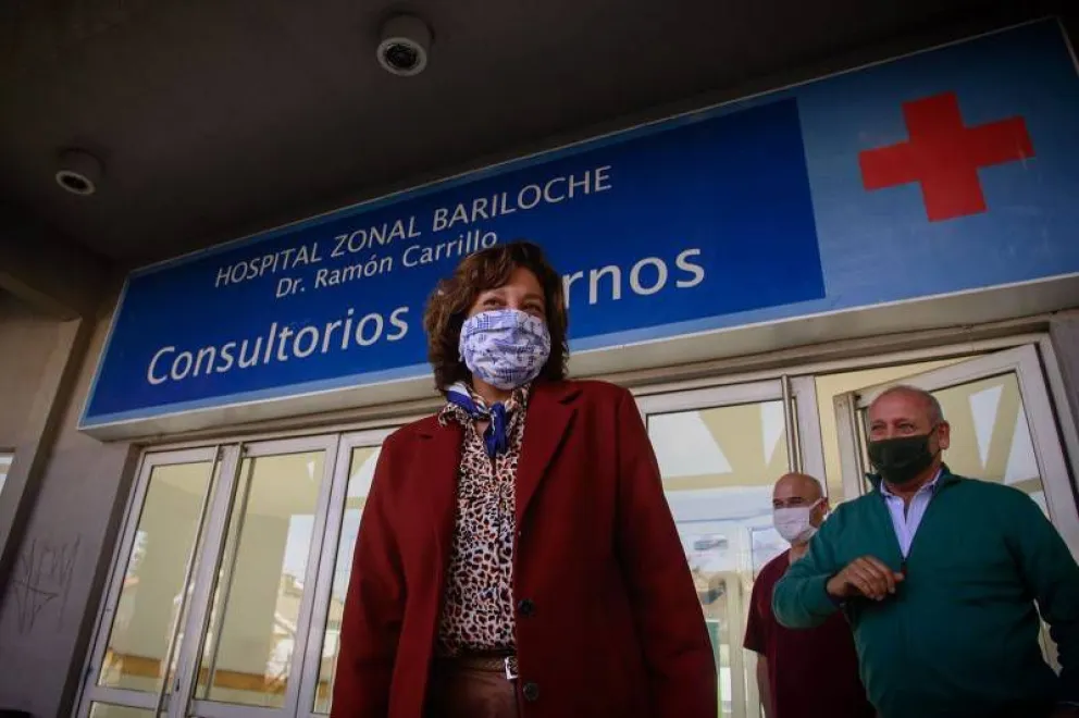 Arrojó resultado negativo el test de COVID-19 realizado hoy a la gobernadora Arabela Carreras