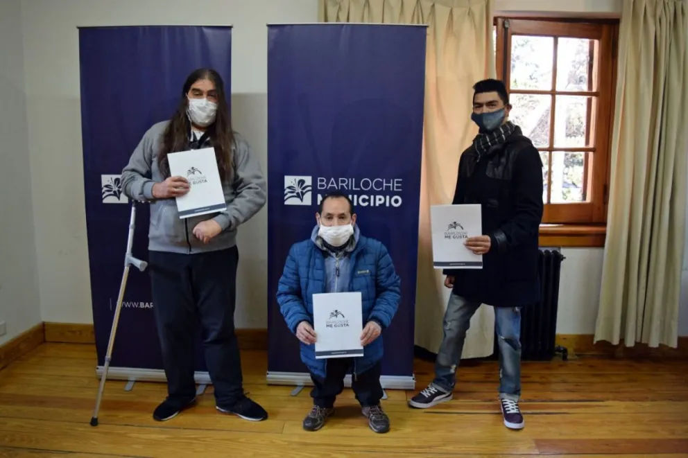 Se otorgaron licencias de taxis a personas con discapacidad