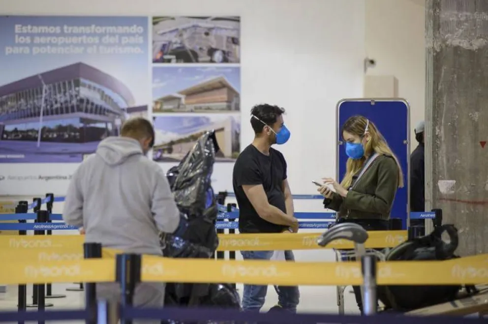 El Ministerio de Transporte finalizó el protocolo para que en octubre se puedan retomar los vuelos