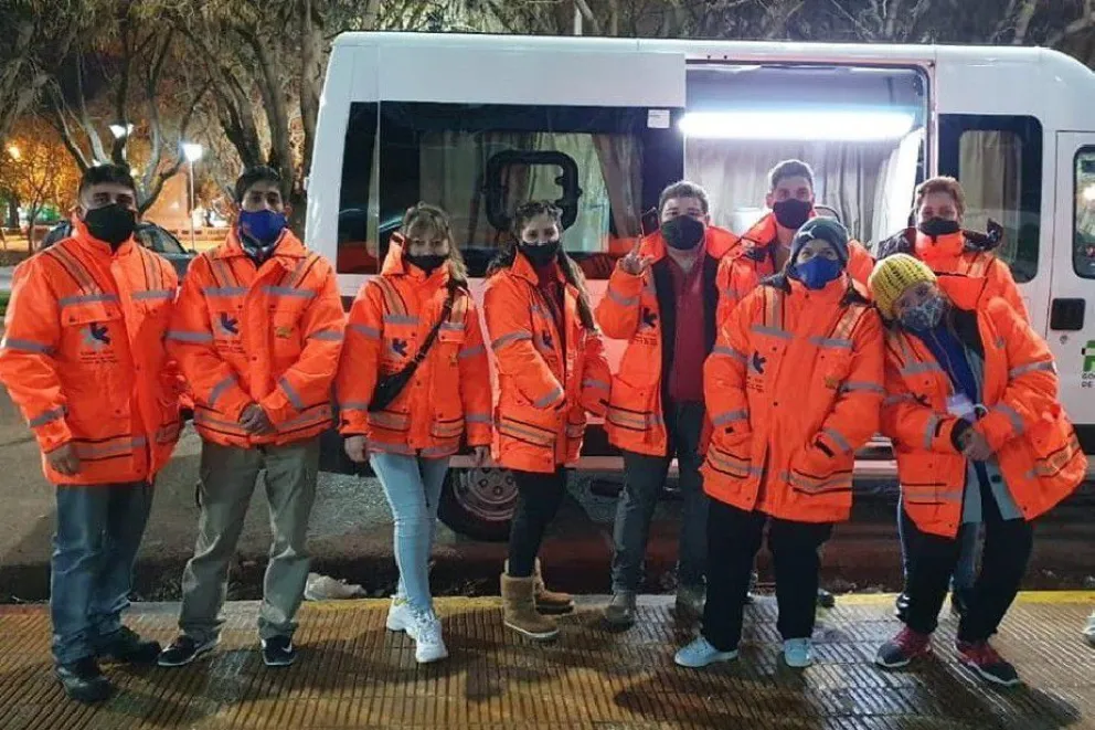 Covid-19: Llegan enfermeros y enfermeras de Viedma para reforzar la atención en Bariloche